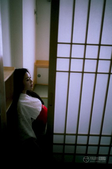 美女祼体下部