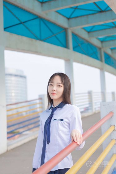 翁公与小莹