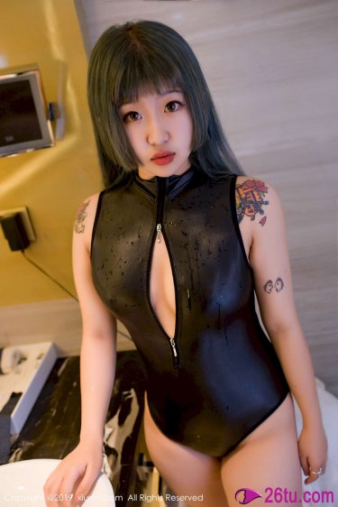 王牌投手振臂高挥